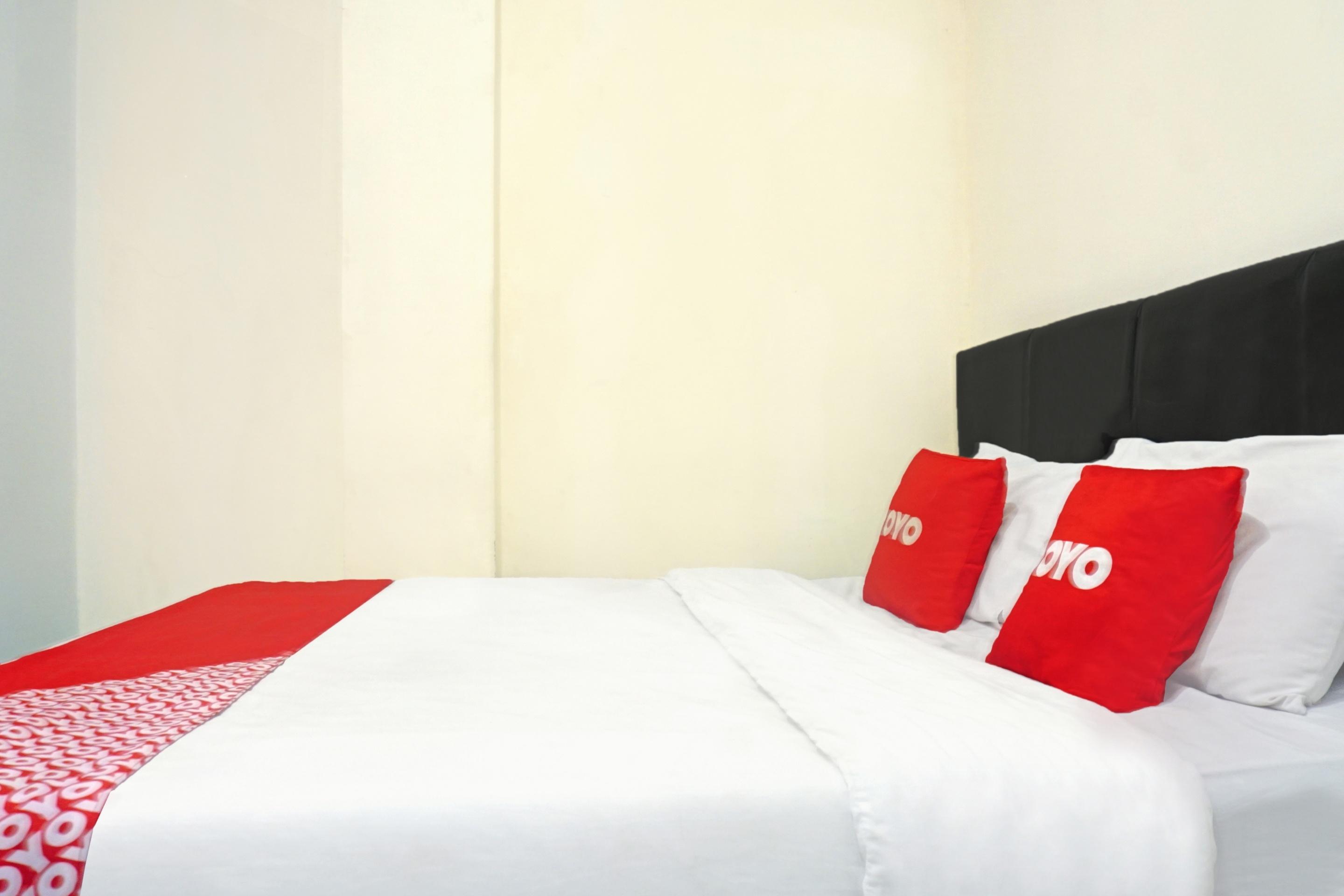 J&B Rooms Pramuka Jakarta Mitra Reddoorz Eksteriør billede