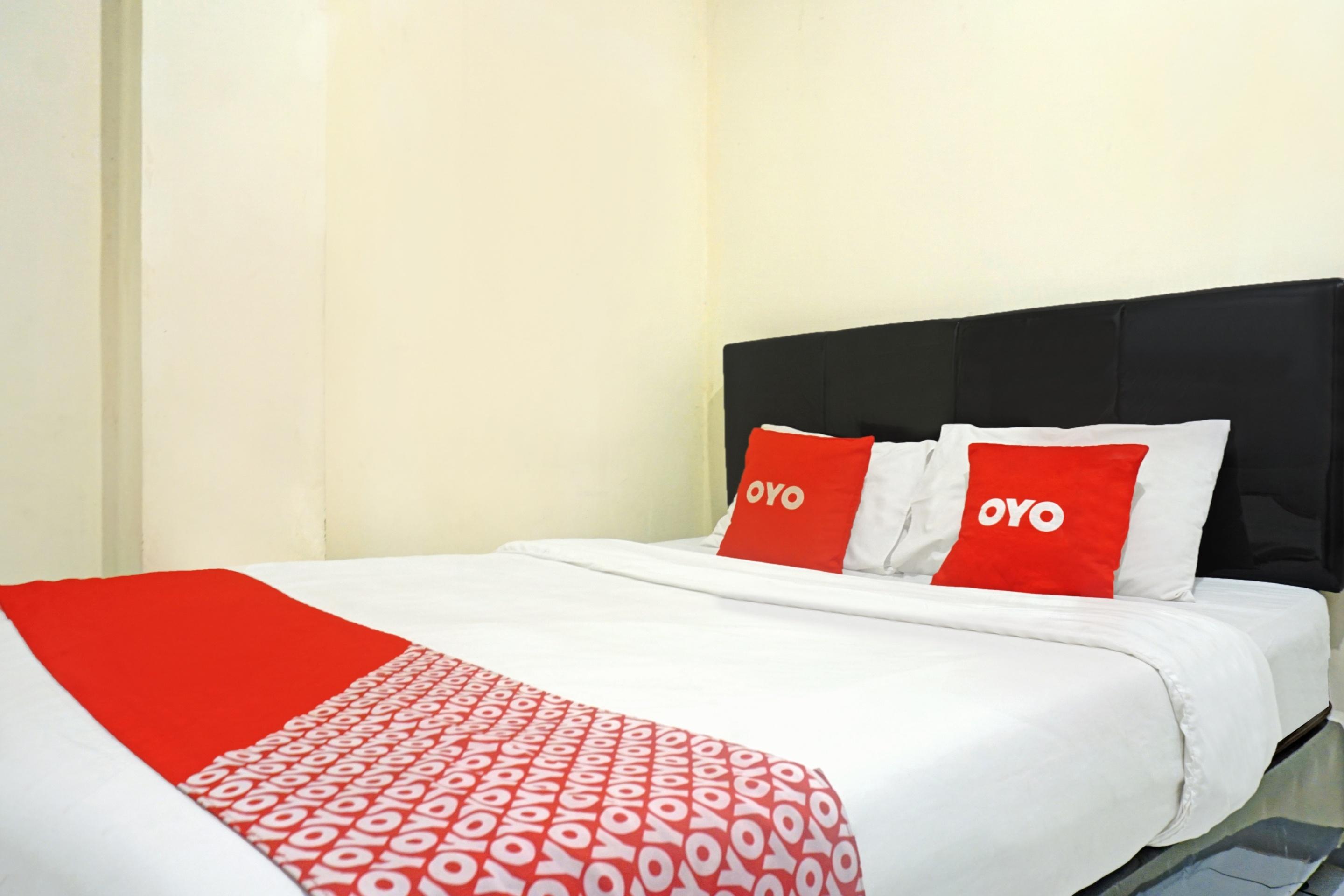 J&B Rooms Pramuka Jakarta Mitra Reddoorz Eksteriør billede