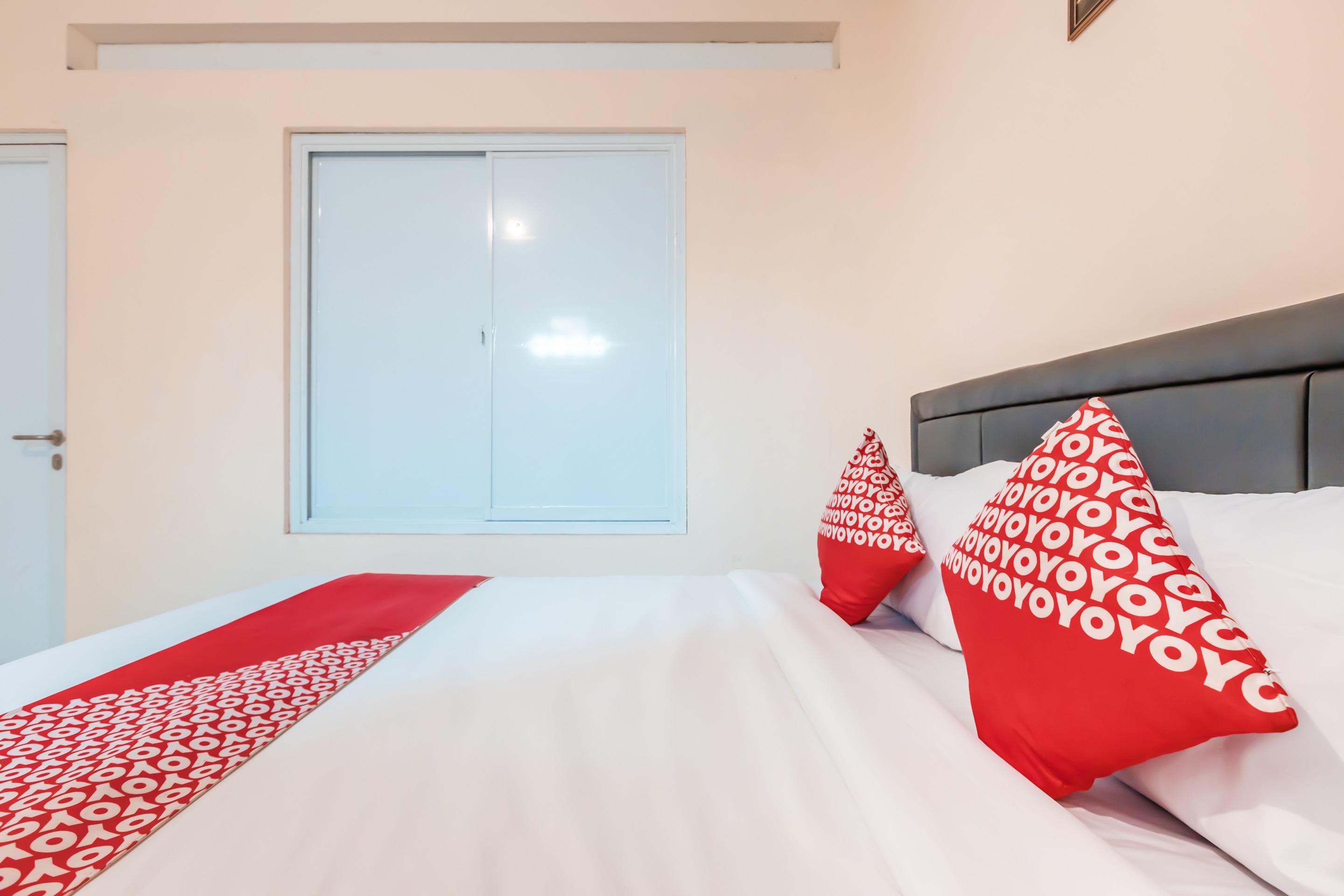 J&B Rooms Pramuka Jakarta Mitra Reddoorz Eksteriør billede