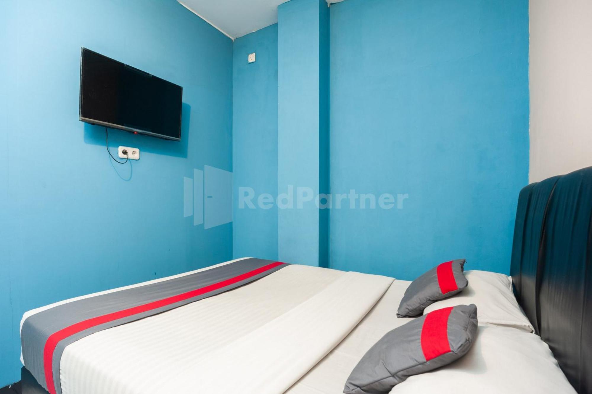J&B Rooms Pramuka Jakarta Mitra Reddoorz Eksteriør billede